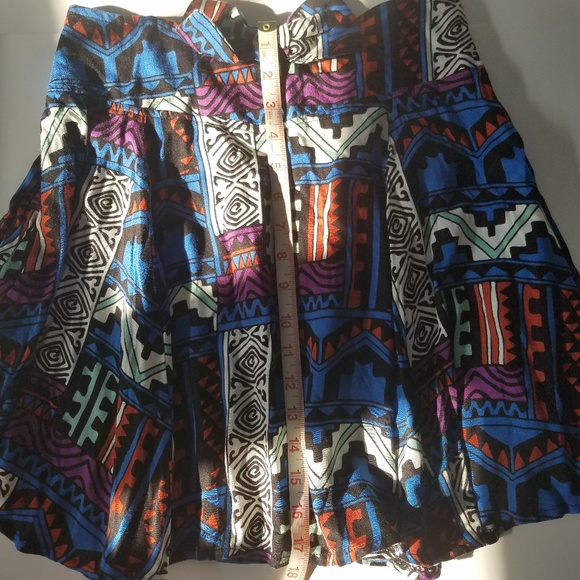 Multicolor Printed Skirt with Front Bow - Picture 6 of 8